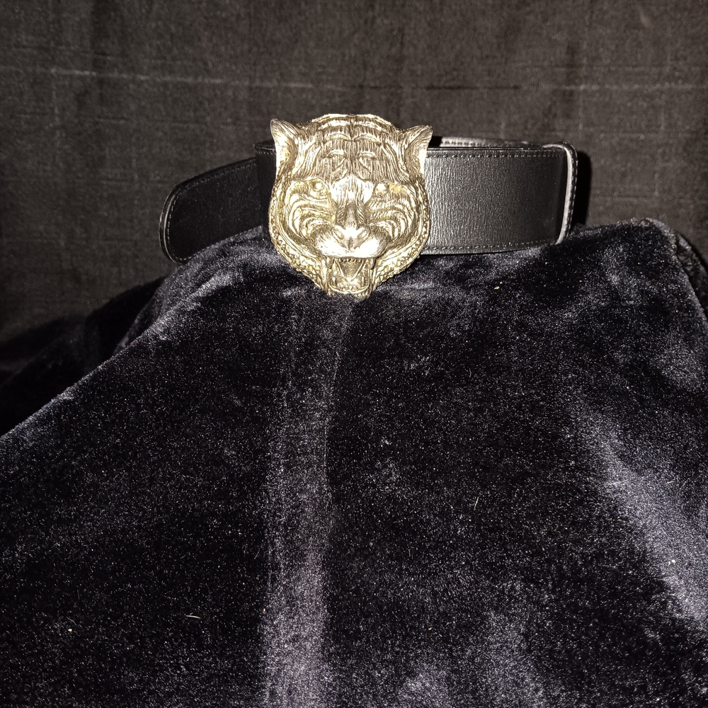 Gucci Black Calfskin Belt with Gold Tiger Emblem